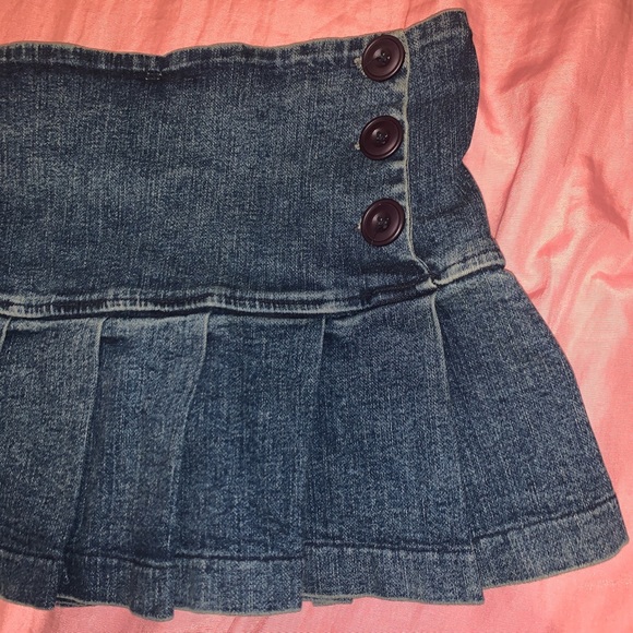 Denim mini pleated skirt - Picture 2 of 3